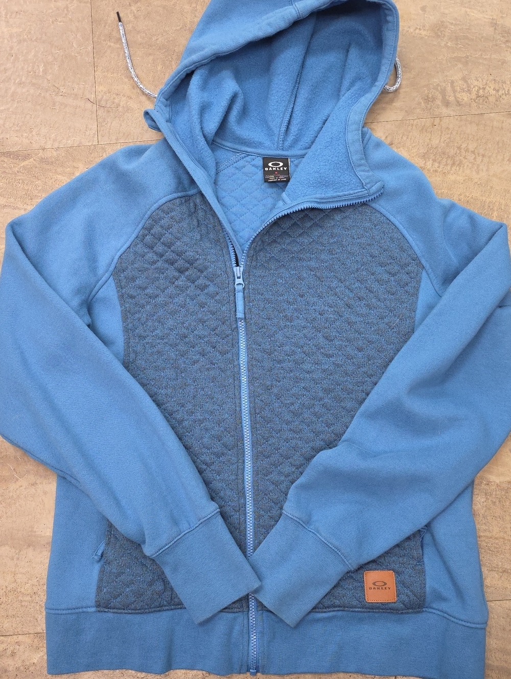Oakley Mens Size XL Blue Quilted Front Zip Hoodie
